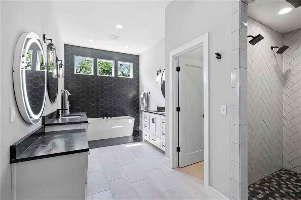 9291 Brownridge Street — photo 32