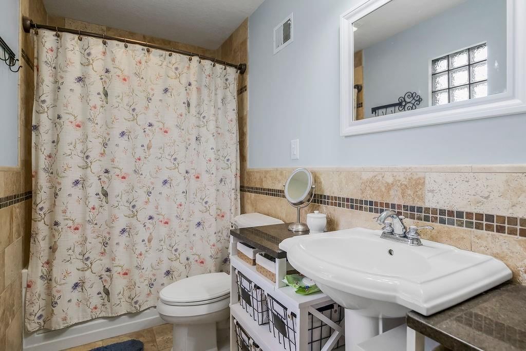 2504 S Seminole Drive — photo 17