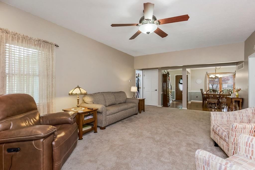 2504 S Seminole Drive — photo 4
