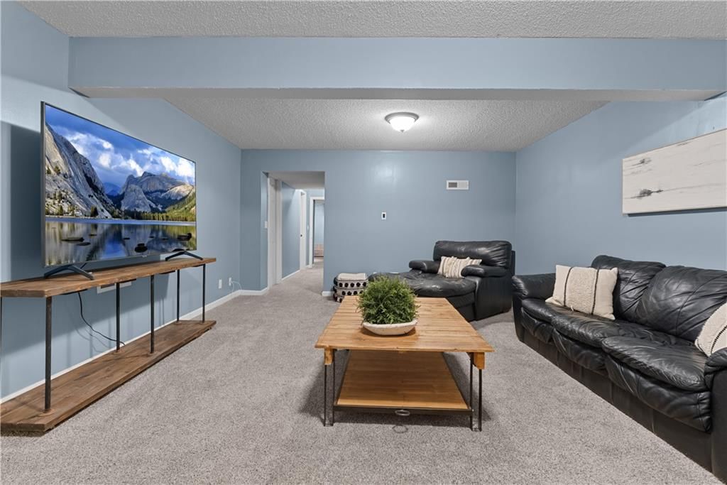 524 Bradford Court — photo 26