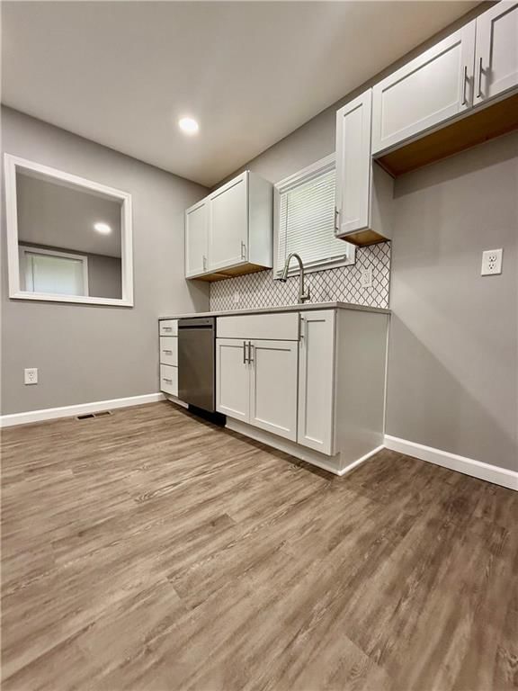 535 S Hardy Avenue — photo 13