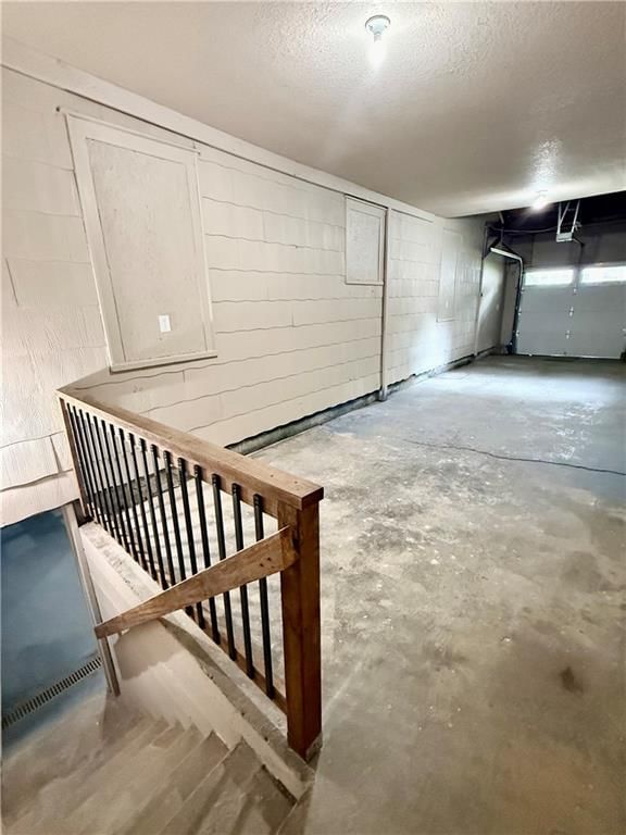 535 S Hardy Avenue — photo 32