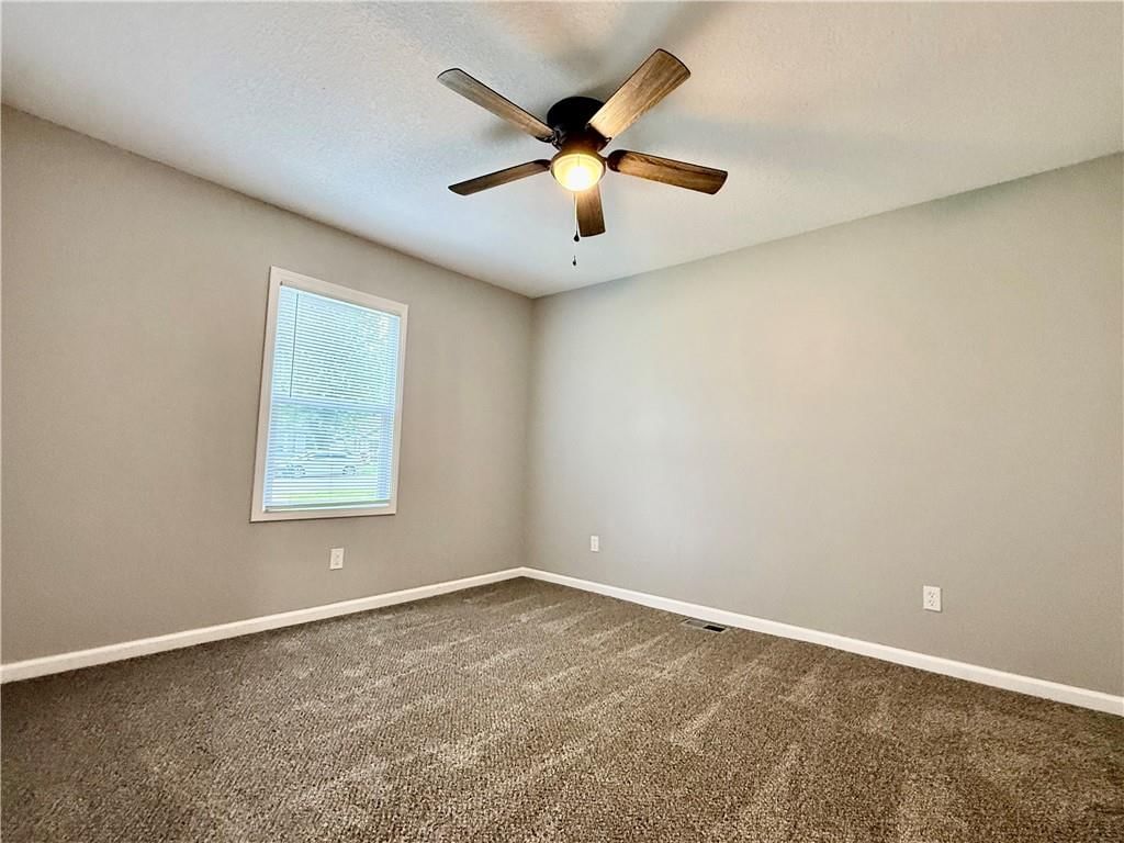 535 S Hardy Avenue — photo 8