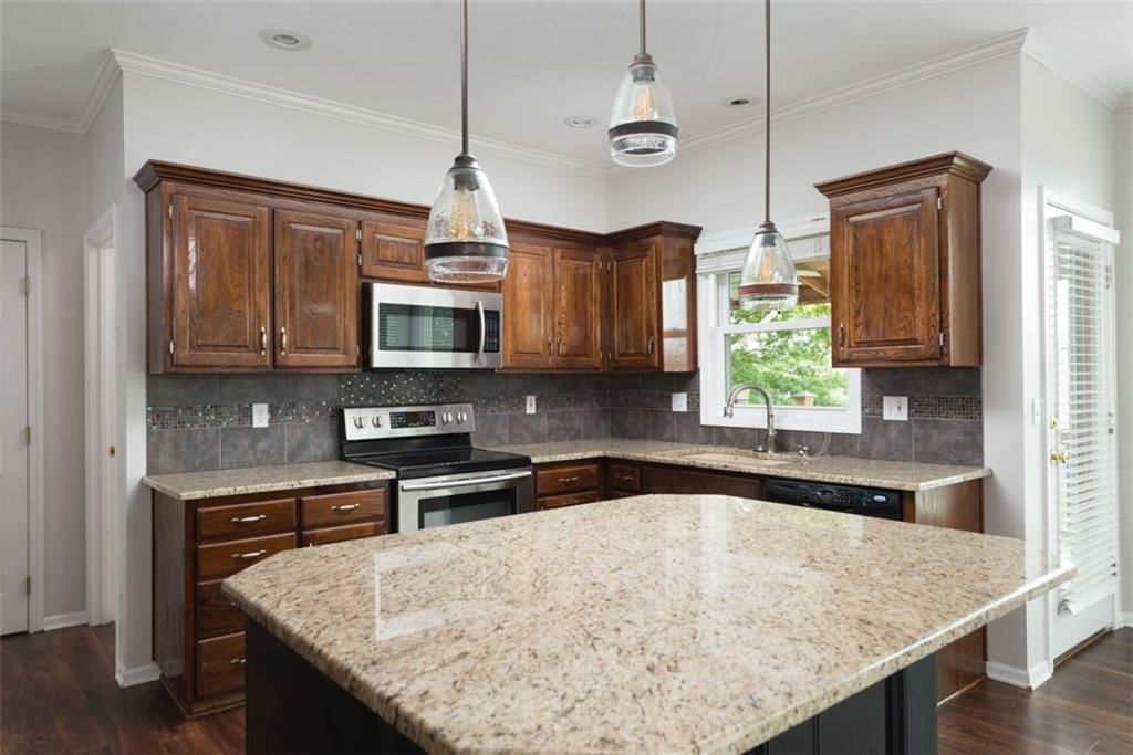 16533 W 80th Street — photo 15