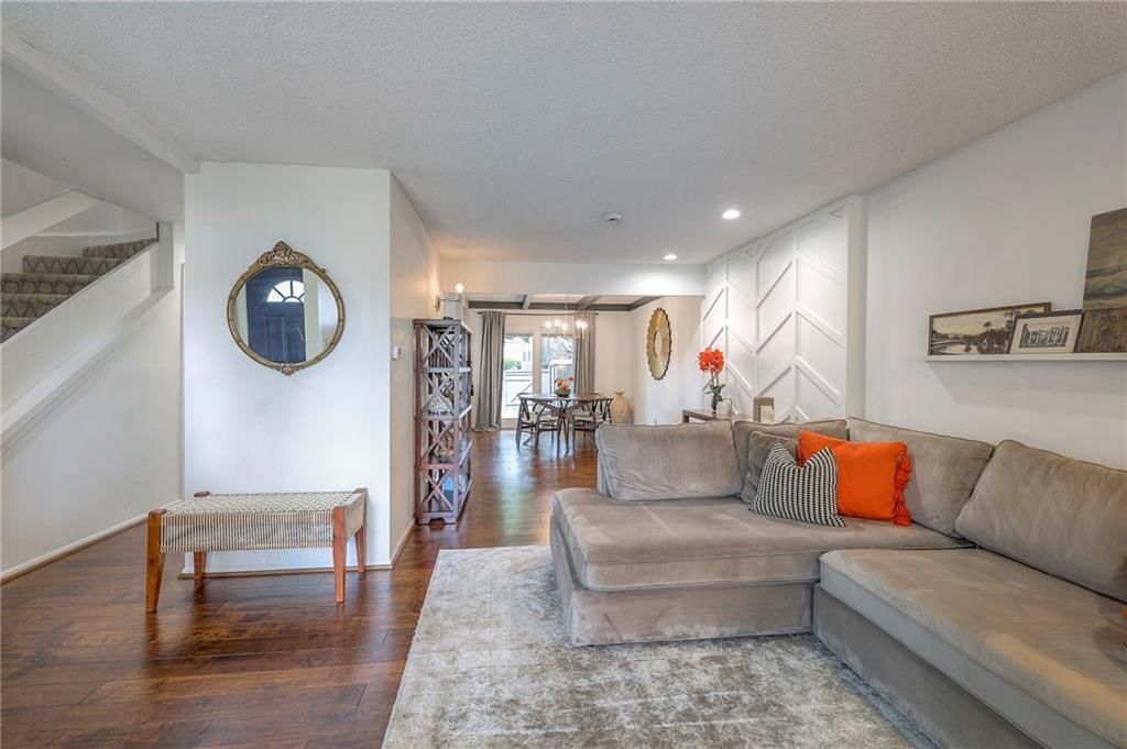 8065 Monrovia Street — photo 11