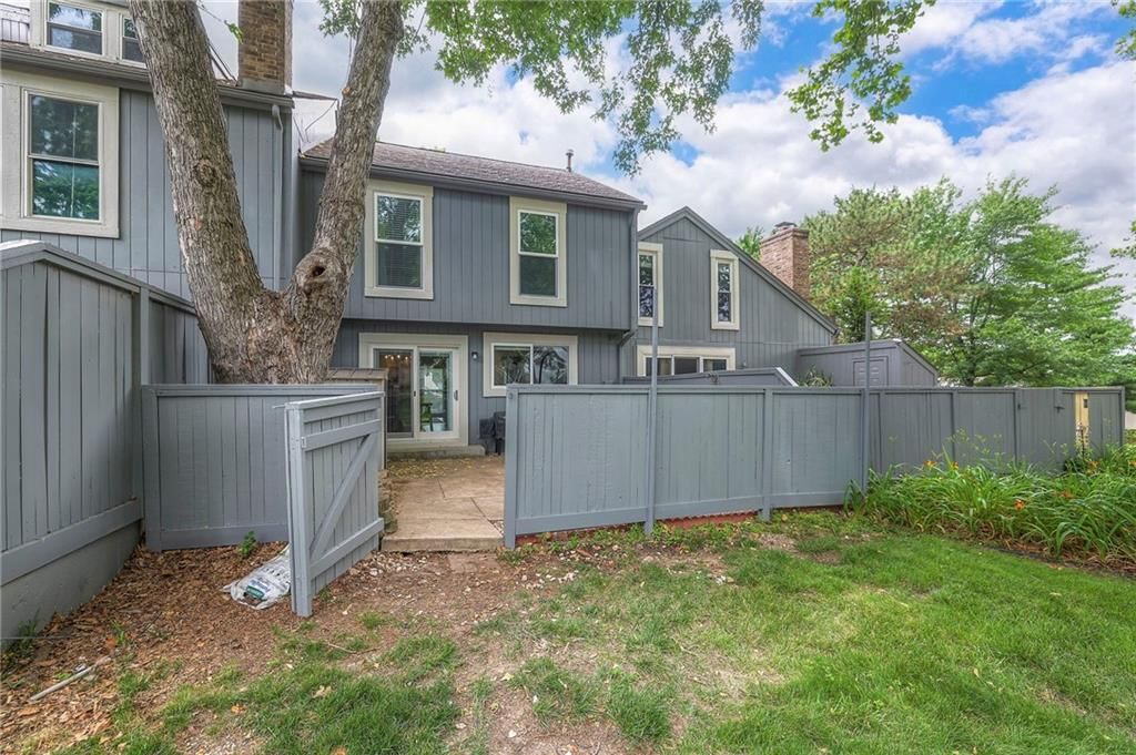 8065 Monrovia Street — photo 35