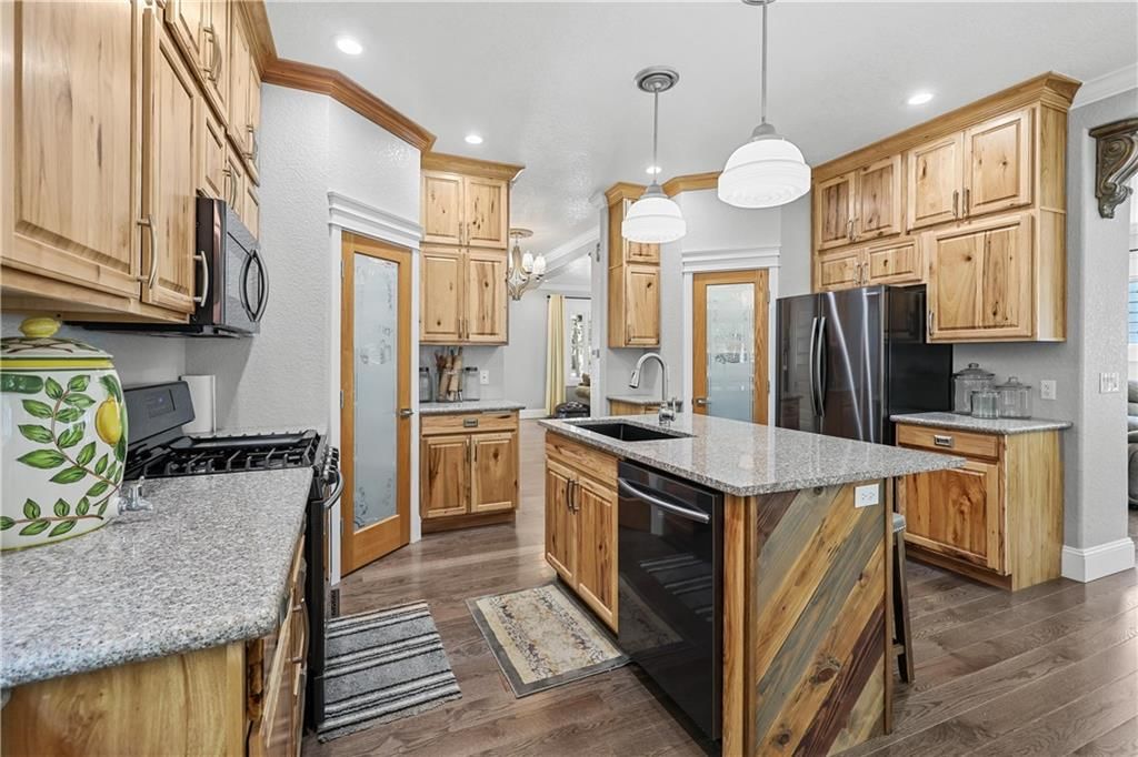 605 W Euclid Street — photo 27