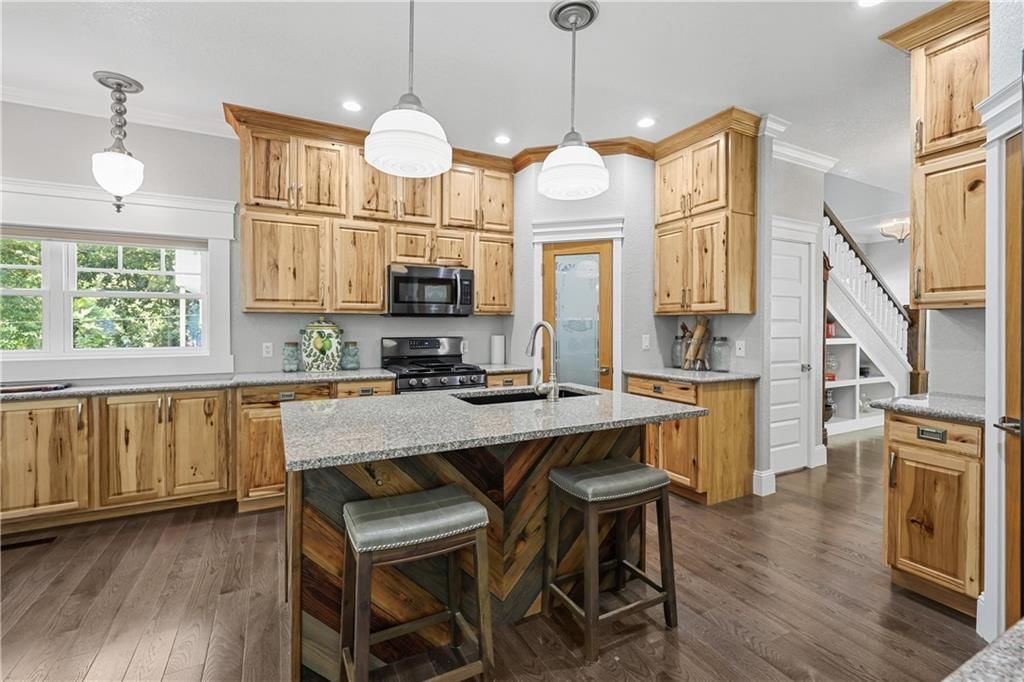 605 W Euclid Street — photo 28