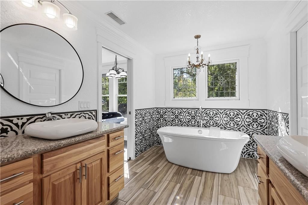 605 W Euclid Street — photo 43