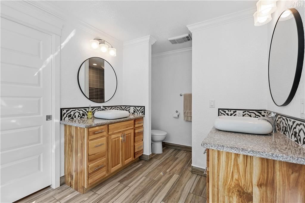 605 W Euclid Street — photo 46