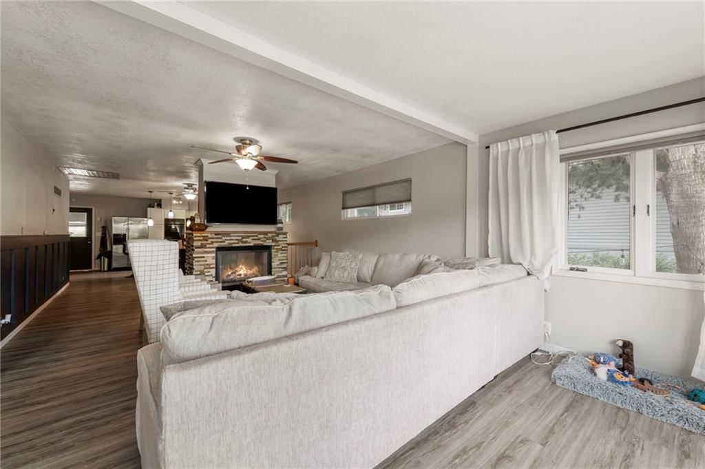 37 Beach Drive — photo 17