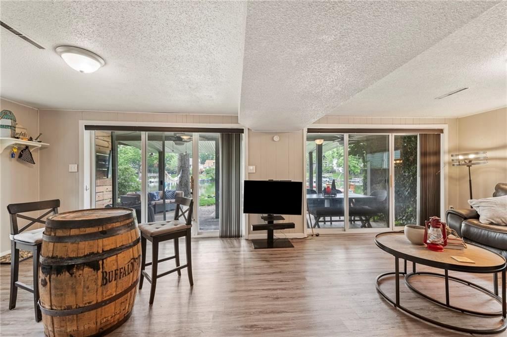 37 Beach Drive — photo 41