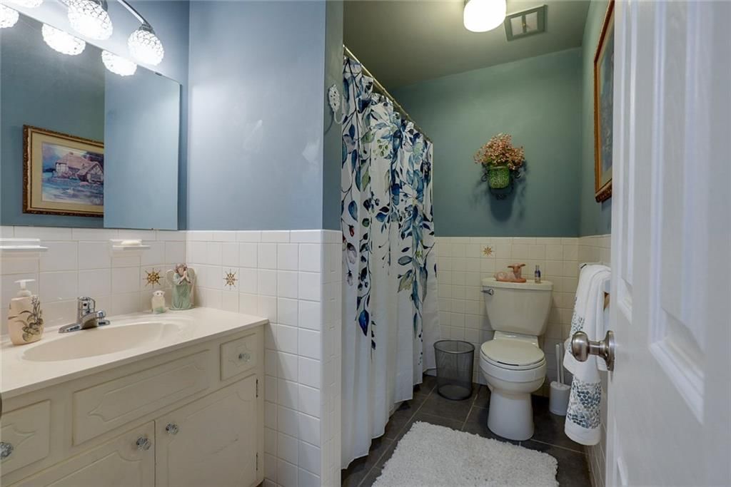 714 N ARAPAHO Street — photo 7