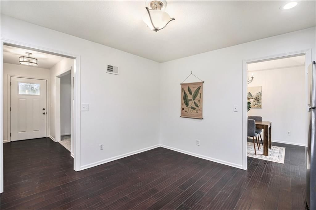 14501 Wilshire Circle — photo 8