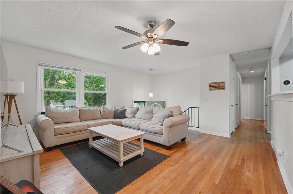 310 Melrose Street — photo 14