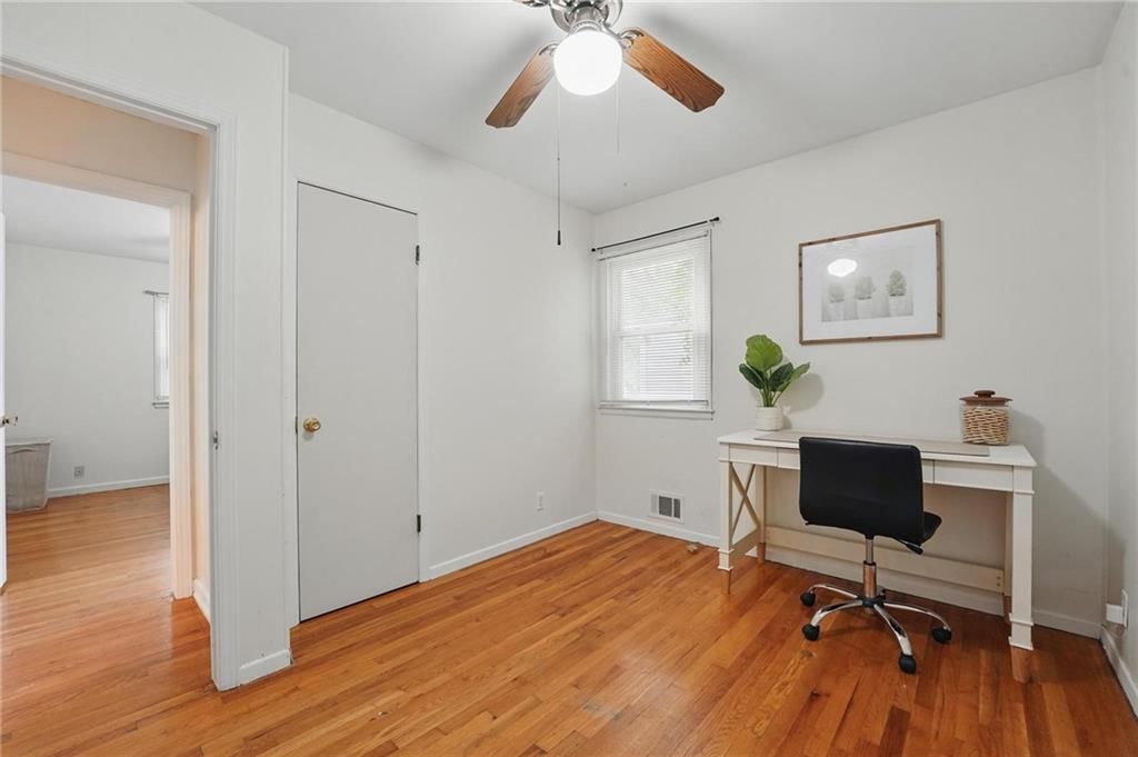 310 Melrose Street — photo 29