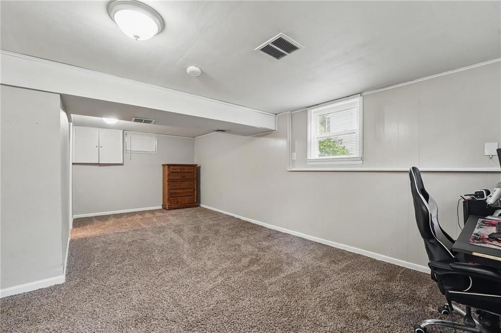 310 Melrose Street — photo 30