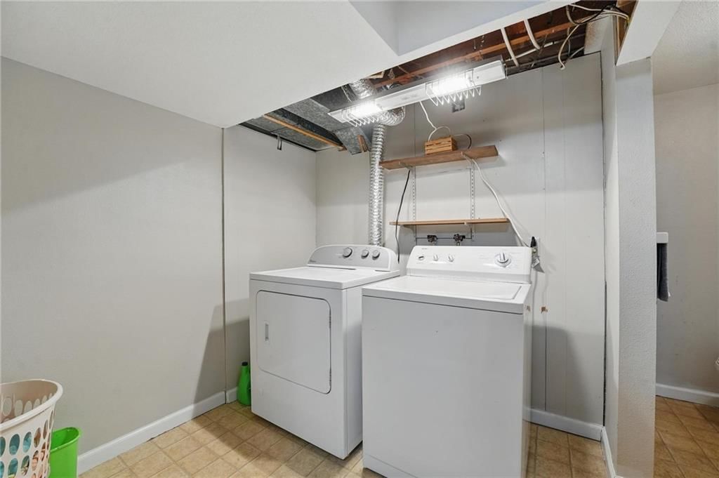 310 Melrose Street — photo 33