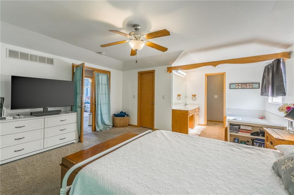 604 NW Scenic Drive — photo 15