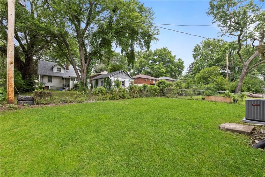 4610 NE 46Th Street — photo 29
