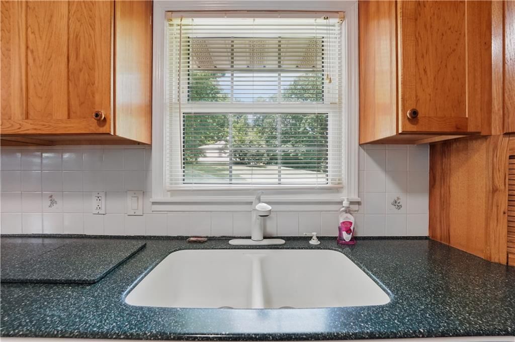 2326 NE 42nd Street — photo 14