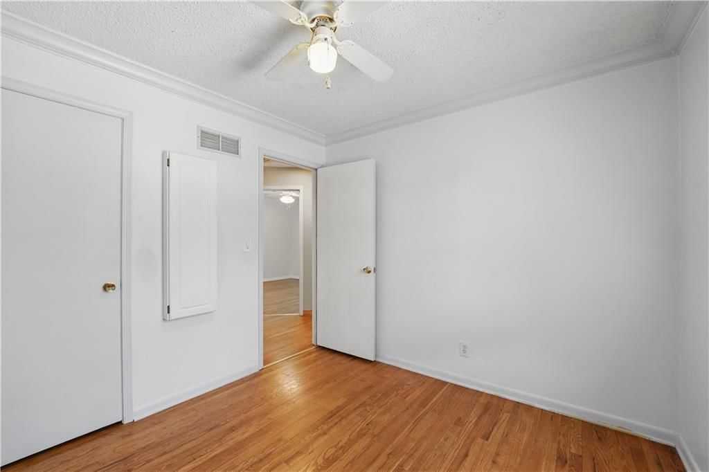 2326 NE 42nd Street — photo 24