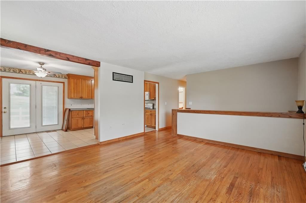 2326 NE 42nd Street — photo 9