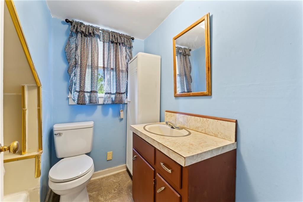 801 S Saint Louis Street — photo 33