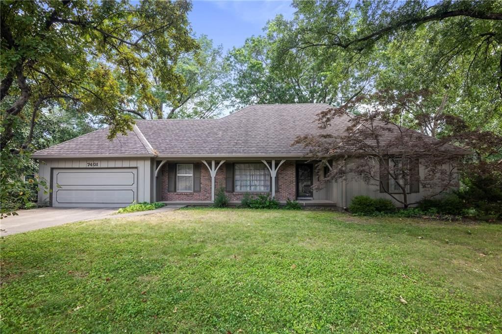 7401 W 101st Street, Overland Park, KS