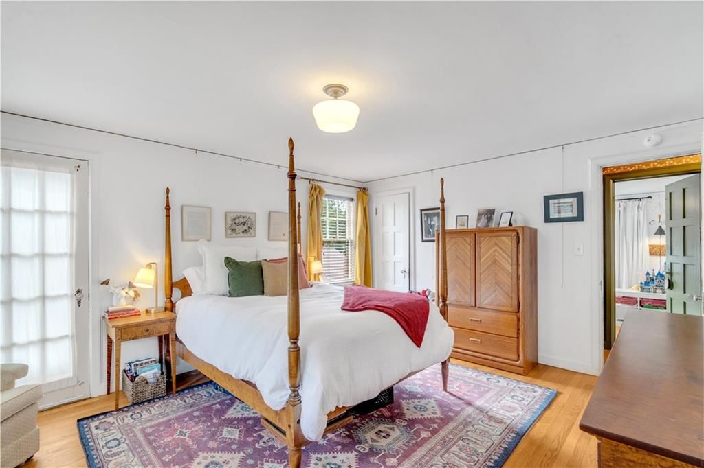 617 E 64th Terrace — photo 16