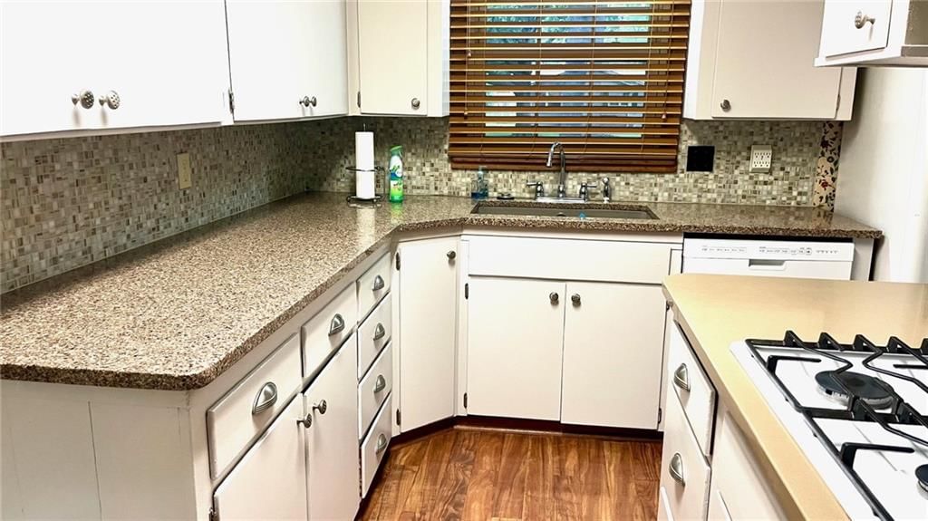 1441 S Maple Street — photo 13