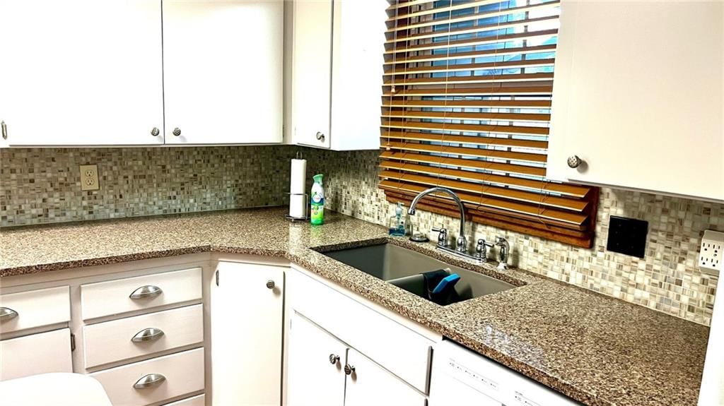 1441 S Maple Street — photo 15