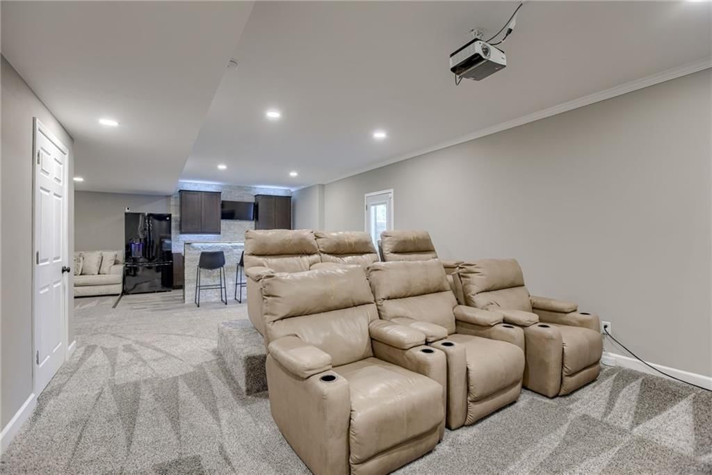 8721 N Mersington Avenue — photo 38