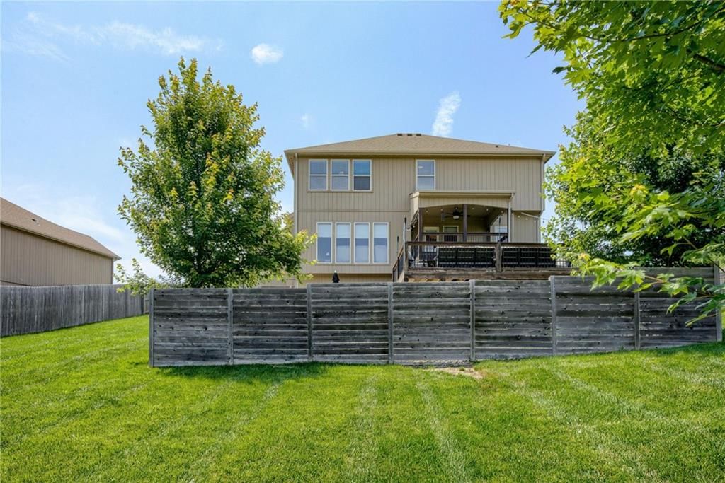 8721 N Mersington Avenue — photo 45