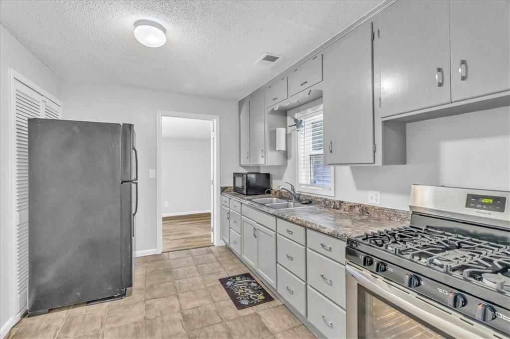 5715 Parkview Avenue — photo 14