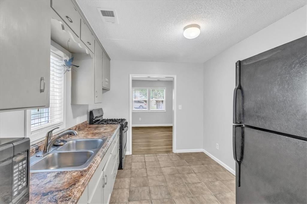 5715 Parkview Avenue — photo 16