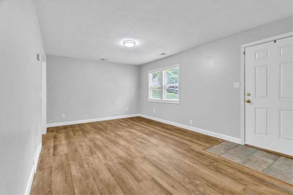 5715 Parkview Avenue — photo 17