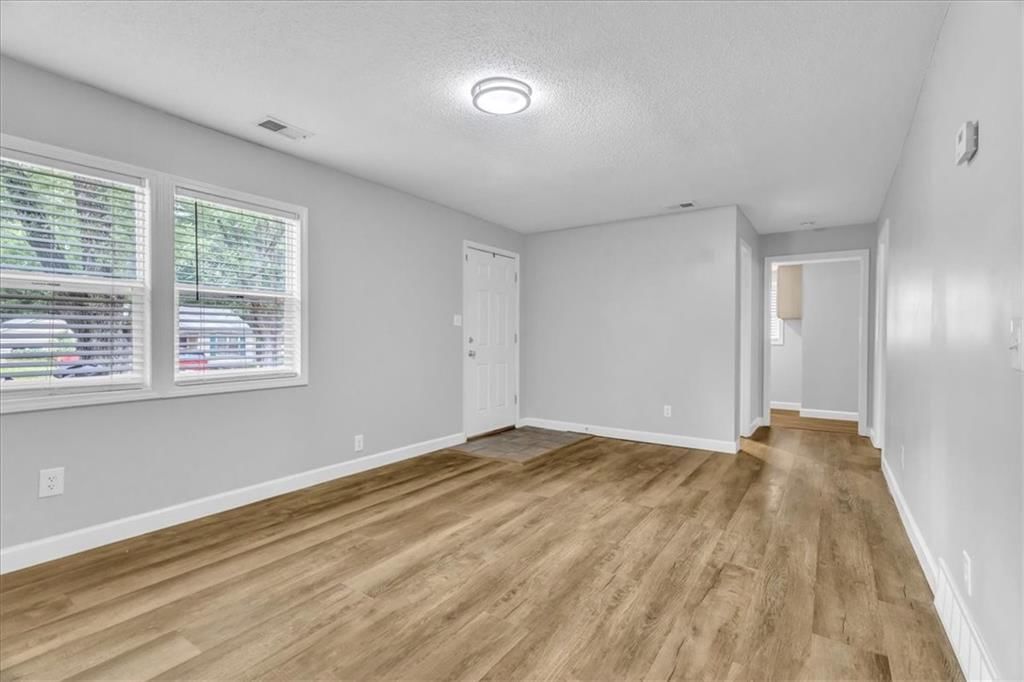 5715 Parkview Avenue — photo 7