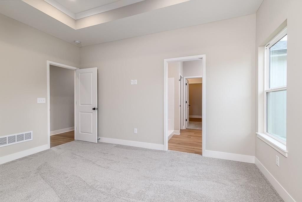25512 Metro Avenue — photo 15