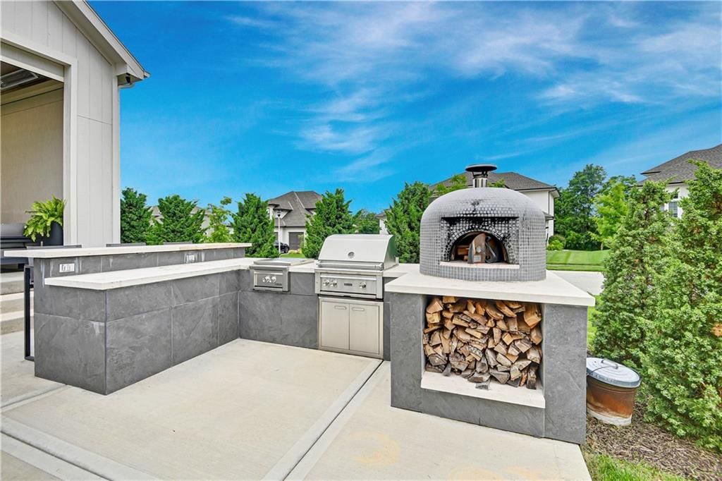 15601 Catalina Street — photo 45