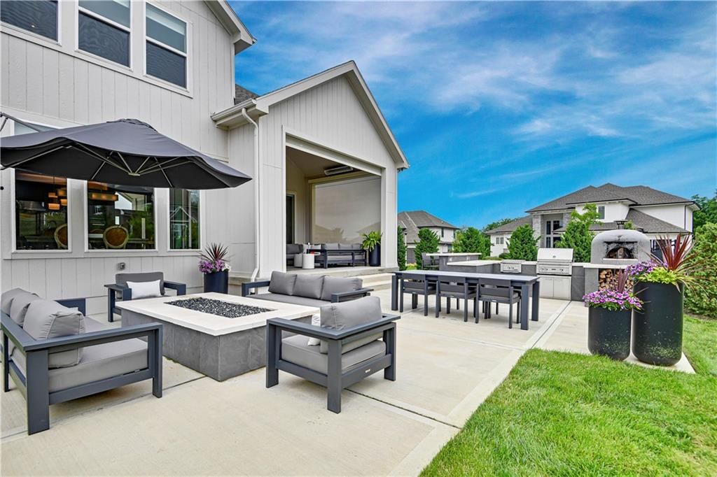 15601 Catalina Street — photo 46