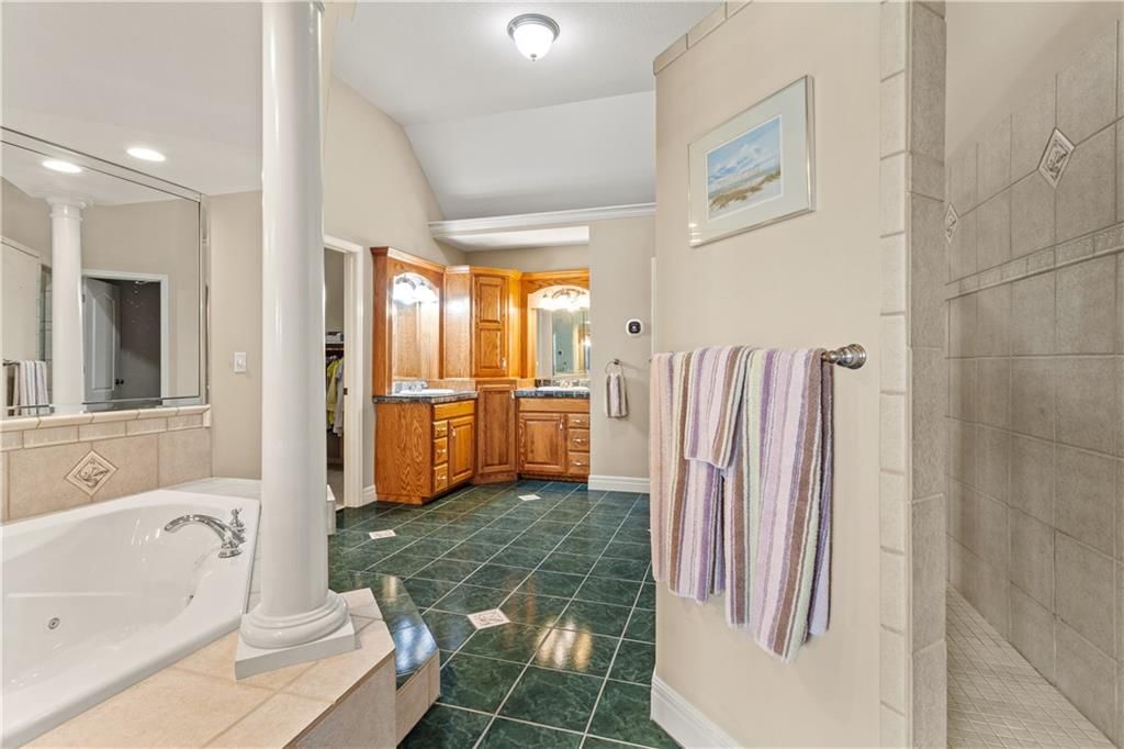 4240 NE Suwannee Drive — photo 22