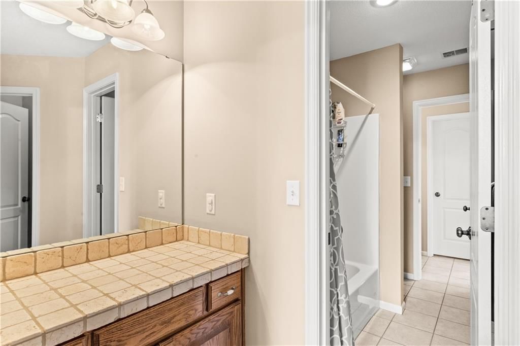 4240 NE Suwannee Drive — photo 33