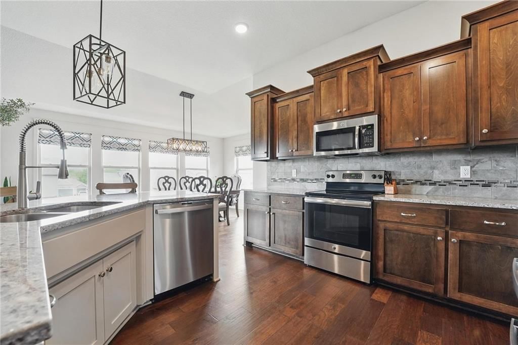 10553 N Randolph Avenue — photo 15