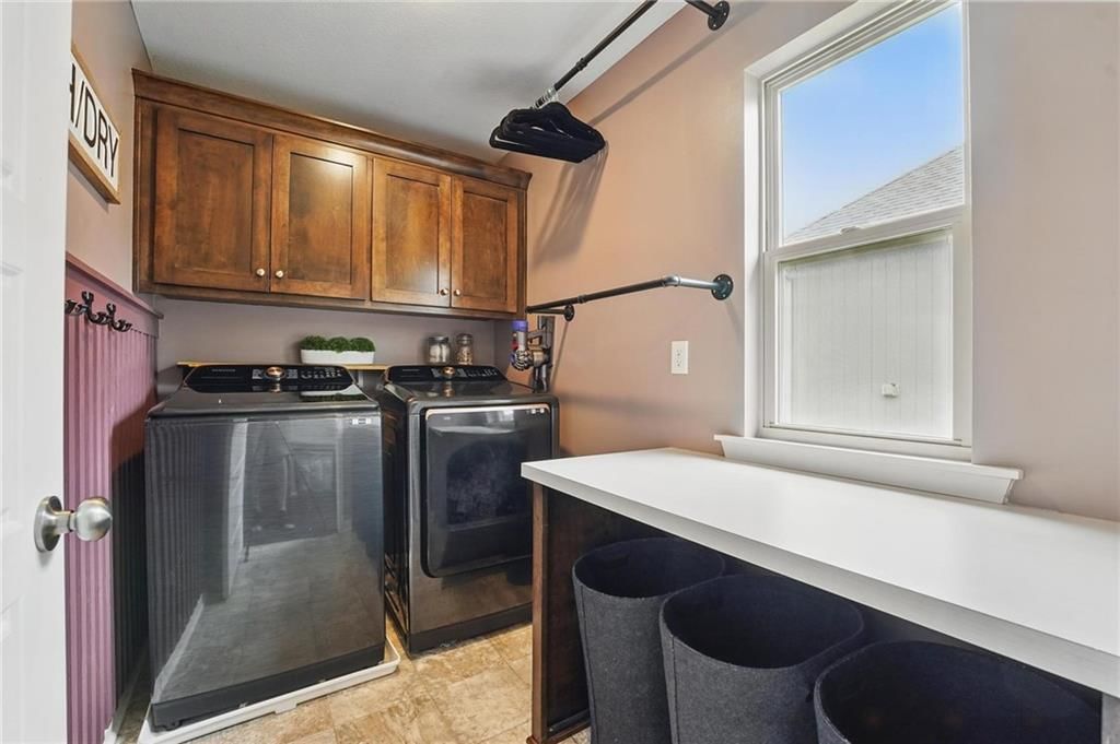 10553 N Randolph Avenue — photo 23