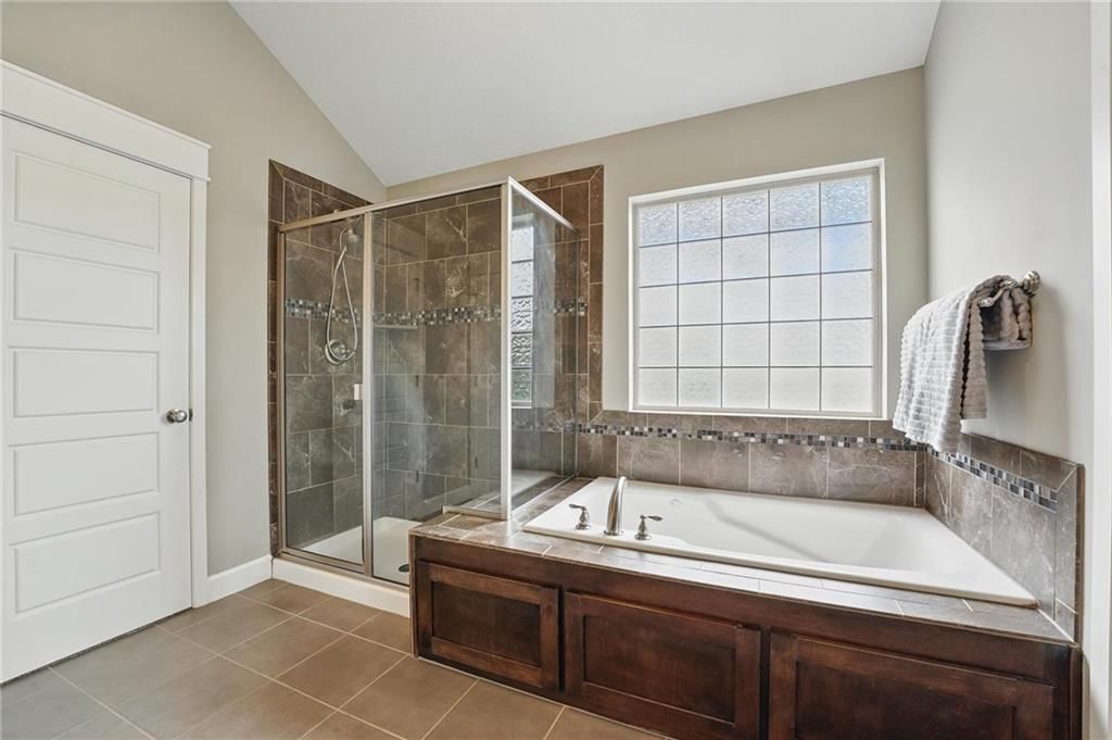 10553 N Randolph Avenue — photo 31
