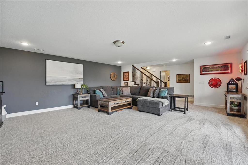 10553 N Randolph Avenue — photo 33
