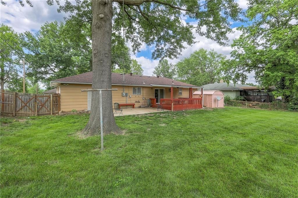 8955 E 84TH Street — photo 36