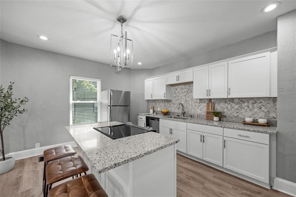 3332 Flora Avenue — photo 7