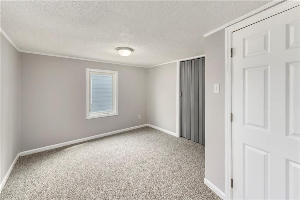 411 SW 9th Street — photo 14